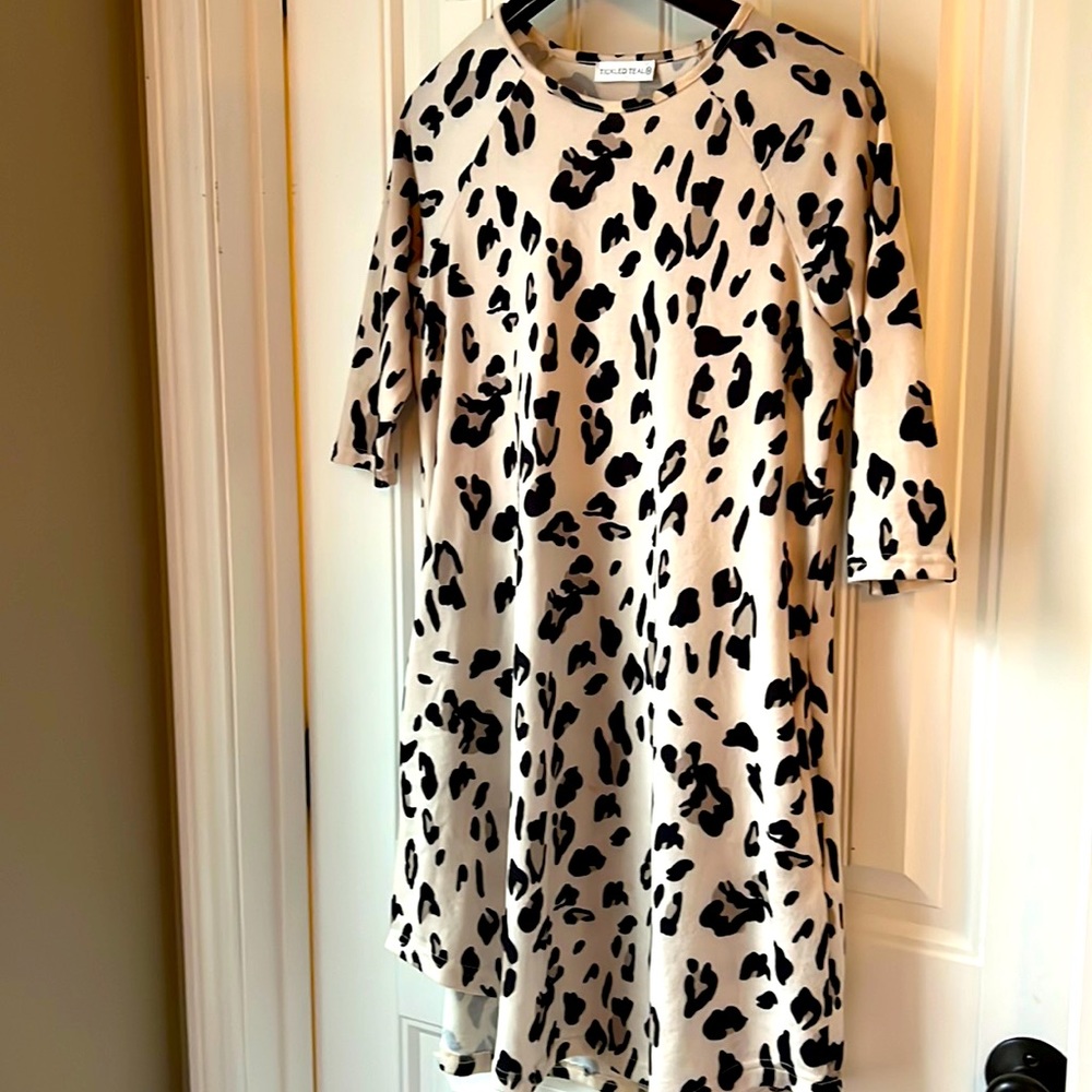 Ticketed teal med mod sleeve dress